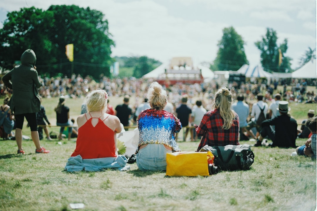 Amsterdam Dance Event outfit guide 2026