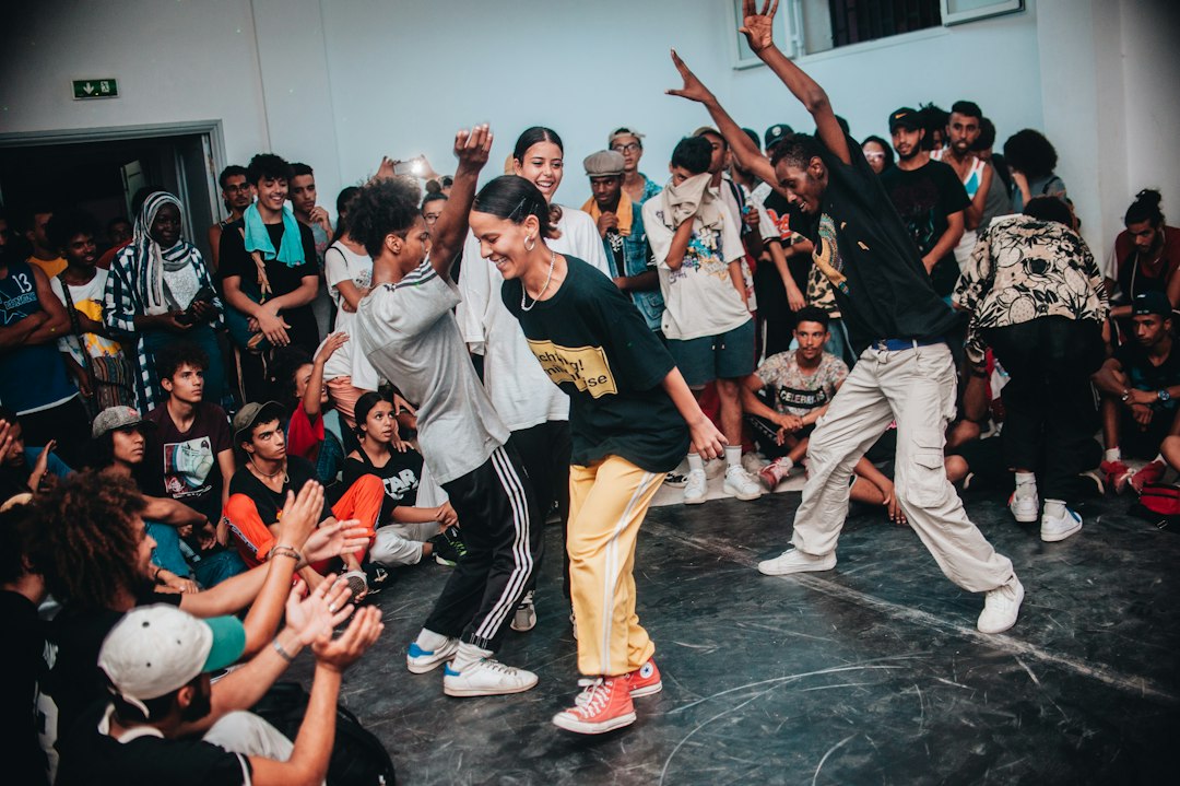 Shuffle Dancing: Where It Came From and How People Learn It